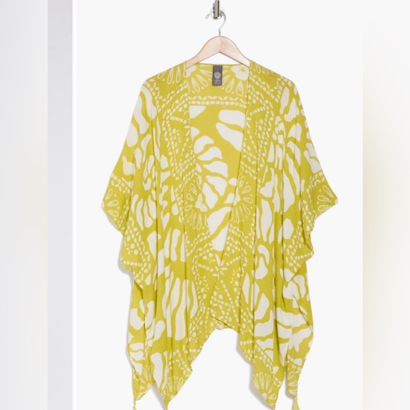 Vince Camuto Citron Floral Kimono Top Ruana, Open Wrap OSFM - Picture 3 of 16